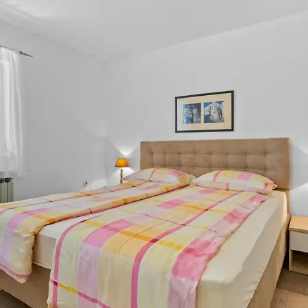 Apartamento Petrinic - S By Guide