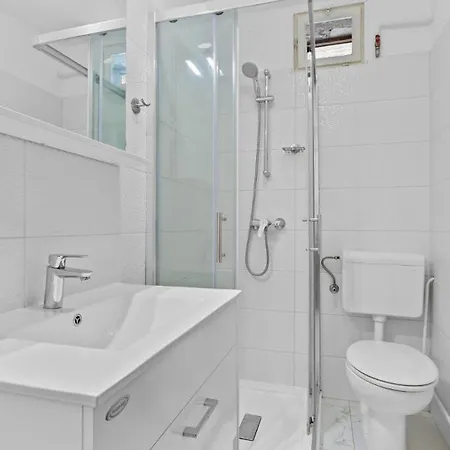 Petrinic - S By Guide Apartamento Pula