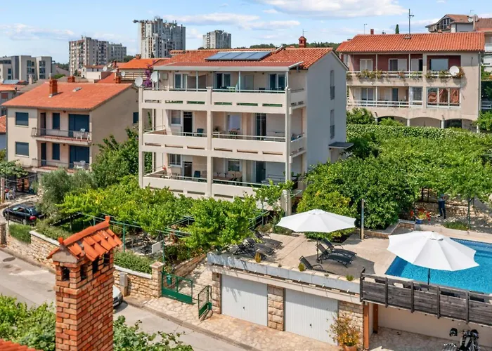 Apartman Petrinic - S By Guide *